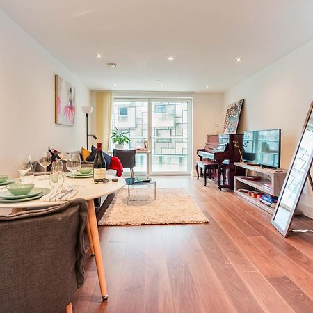 Stylish And Comfortable Canary Wharf Apartment Perfect For Long Stays Londres Exterior foto